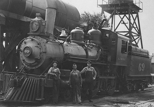 Santa Fe Railroad Engine, Tulare, Calif., ca 1890