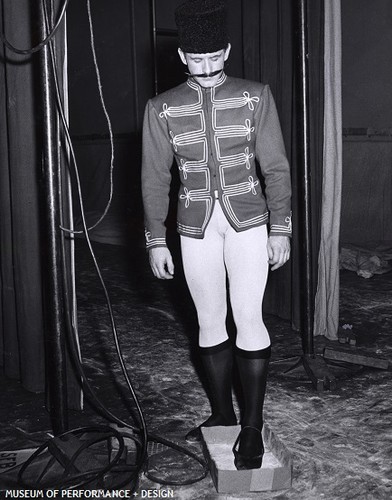 Glen Chadwick backstage for Christensen's Caprice, 1961