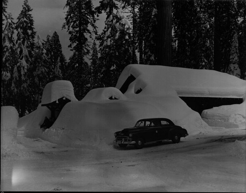 Record Heavy Snows, Giant Forest Village in deep snow. Old gas station