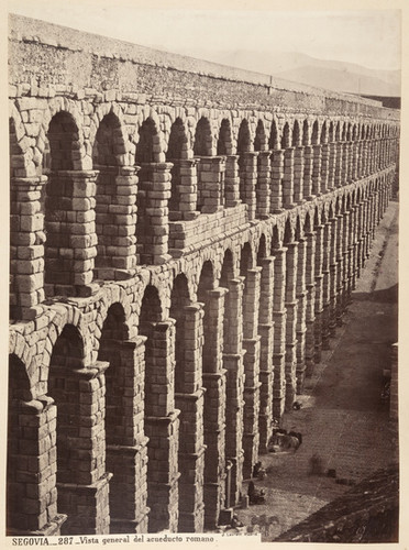 Segovia._287_Vista general del acueducto romano