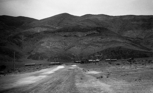 Abandoned camp of Inyo Marble Company near Keeler, California, SV-662