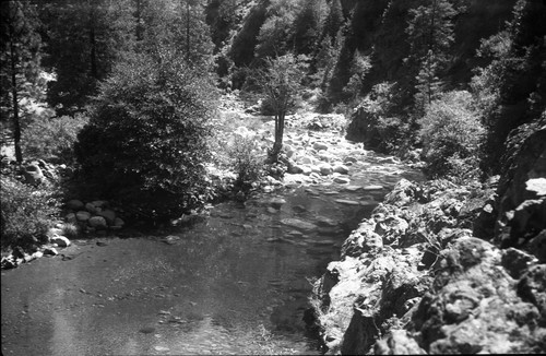 Bridge over Middle Fork of Yuba River, Nevada, Sierra Counties, California, SV-1232a View 1