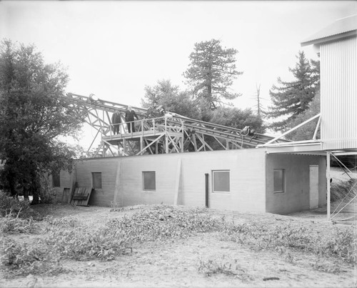 The 50-foot interferometer and building, Mount Wilson Observatory