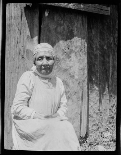 Portrait of unidentified older Native American woman