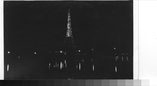 Eiffel Tower. Paris