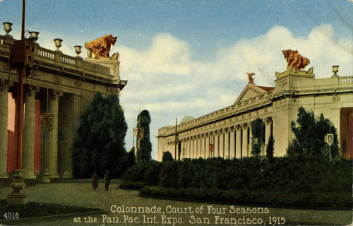 Colonnade, Court of Four Seasons