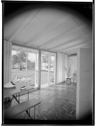 [Rancho Rinconada model houses: Frankl model]. Interior