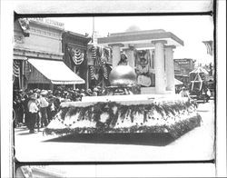 Banks of Petaluma float in Fourth of July parade, Petaluma, California, about 1911