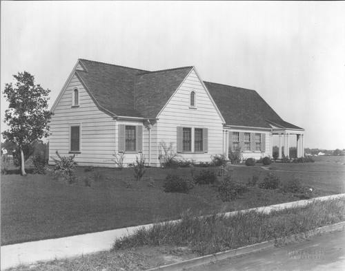 Almack Residence on Faculty Row, front and side views