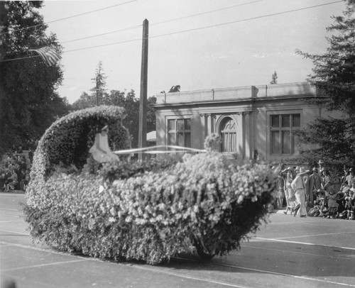 Float in the Rose Parade