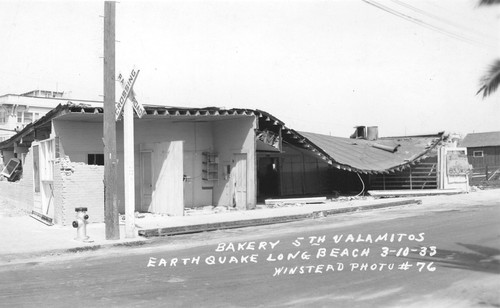 Bakery at 5th and Valamitos after the earthquake