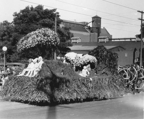 Float in the Rose Parade