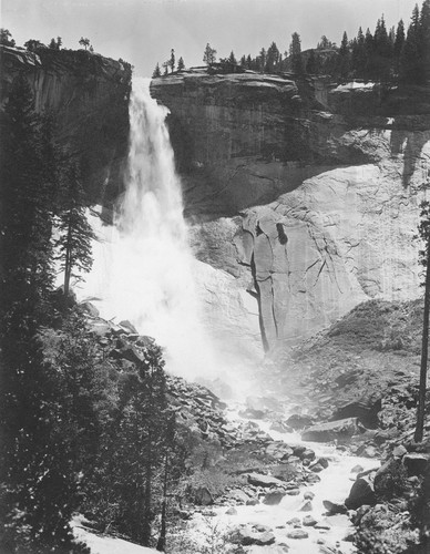 Nevada Falls at Yosemite National Park