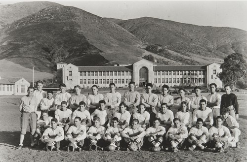 San Luis Obispo High School Football Team. Paul Kurokawa 3rd upper right. Coach Frank Holt left : 1931