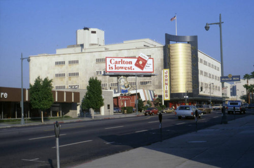 May Company store on Wilshire Boulevard