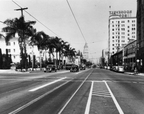 Hollywood Boulevard, east from Sycamore Avenue