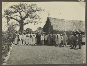 People in front of school in Arusha-Chini, Tanzania, ca.1929-1940