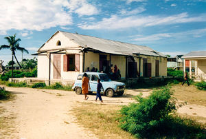 Hospitalet i Vohemar, Madagaskar, i 1992. Bygningen bruges til sengeliggende patienter