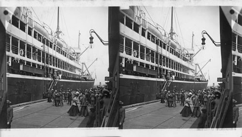 Passenger landing from the Minnesota, largest steamship on Pacific, Seattle, Washington