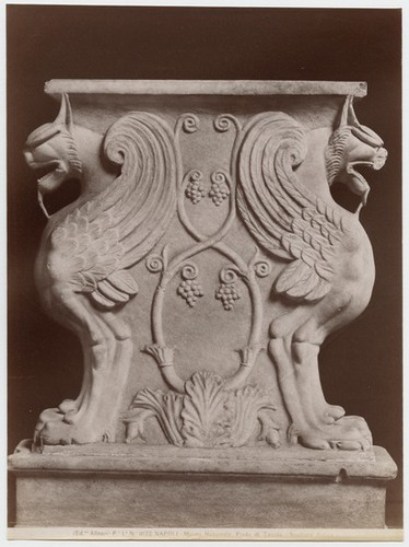 Pe. Ia. No. 11172. Napoli - Museo Nazionale. Piede di Tavola. (Scultura Antica.)