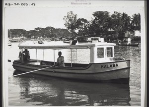 Neues Motorboot f. Borneo (Kawala=Licht) (Rohölmotor, der viel billiger fährt)