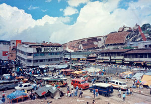 Filippinerne. Ødelæggelser efter Luzon-jordskælvet, 16.7.1990