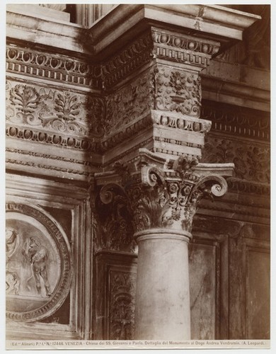 Pe. Ia. No. 12446. Venezia - Chiesa dei SS. Giovanni e Paolo. Dettaglio del Monumento al Doge Andrea Vendramin. (A. Leopardi.)