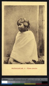 Betsileo girl with circular braids, Fianarantsoa province, Madagascar, ca.1900-1930