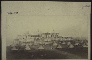 Christiansborg Castle and the camp at the time of the earthquake