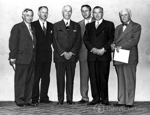 Lee DuBridge, George Beadle, Harry Earhart, K. V. Thimann, Frits Went and Robert Millikan