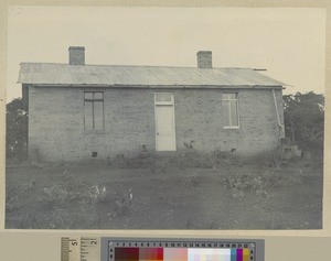 Building work at Livingstonia, Malawi, ca.1903
