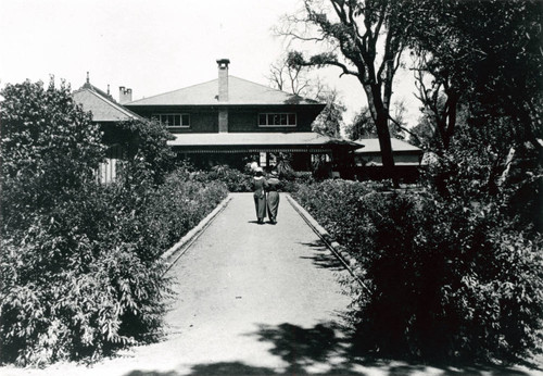 Pastori's Hotel and Restaurant, Fairfax, Marin County, California, circa 1913 [photograph]