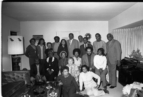Tom Bradley and A. Philip Randolph Institute members posing together, Los Angeles, 1973