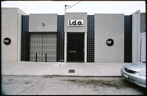 Industrial buildings along South San Pedro Street between East 14th Street and East 15th Street, Los Angeles, 2004