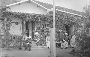 Missionary Carl Marius Hornbech with family and friends outside "The Nest", Kotagiri May 1906