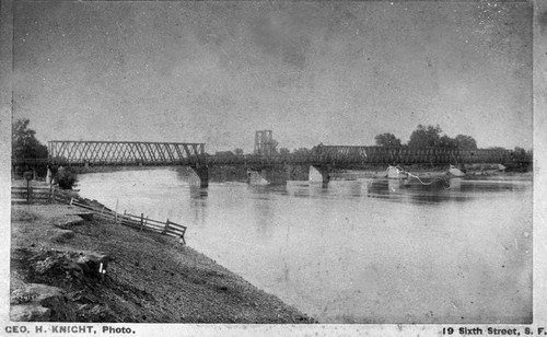 Bridge over Sacramento River at Tehama