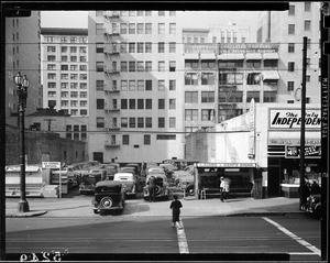 Main Street between Sixth & Seventh, 1941