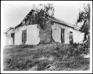 Exterior view of the Garcia adobe, located in the San Fernando Valley between San Fernando and the Mission
