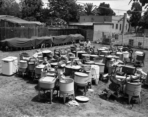Retired washing machines, Jessee Appliances, Orange County, California, May 29, 1951