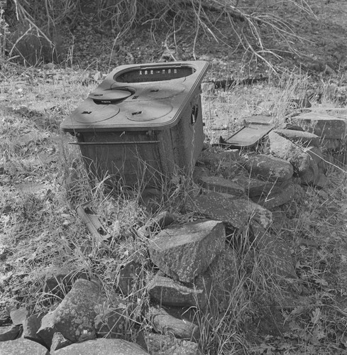 Abandoned cast iron stove, Berryessa Valley
