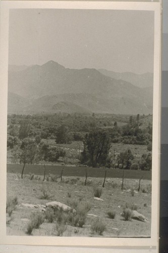 Scenery, Kern River Canyon, Kern Valley; May 1932; 10 prints
