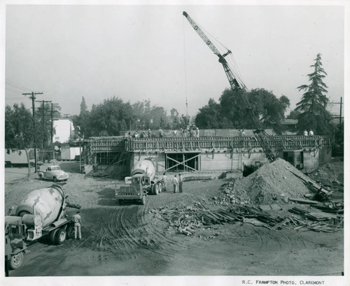Collins Hall Construction, Claremont McKenna College