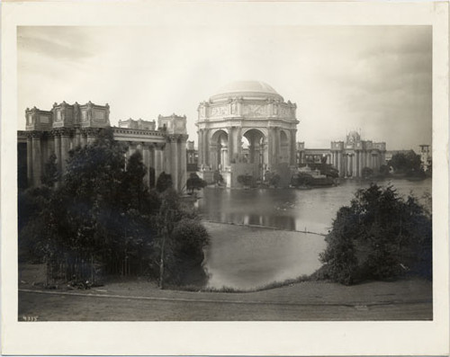 [Lagoon of Palace of Fine Arts at Panama-Pacific International Exposition]