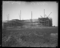 Construction of steel skeleton of Los Angeles County General Hospital in 1928