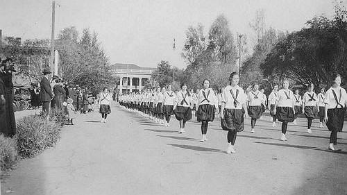 Armistice Day Parade, Porterville, Calif., 1918