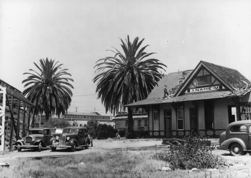 Santa Fe Railway Station, Anaheim [graphic]