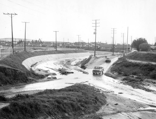 Los Alisos Blvd, El Toro, old Aliso Creek crossing, looking South, January 25, 1973