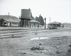 Northwest Pacific yard and depot, Santa Rosa, California, 1941