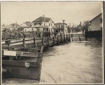 Auzerias Street Bridge, 1911 Flood