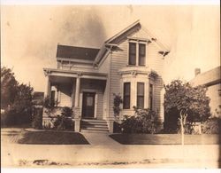 Home of Sabina Tomasini located at 6 Fifth Street, Petaluma, California about 1918